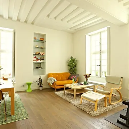 Luxurious In Le Marais *